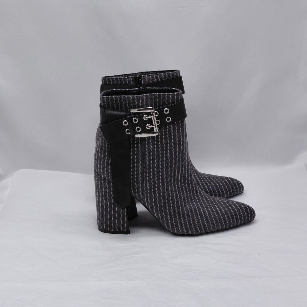 Shellys London Ankle Boots Sz 6.5 Gray Pinstripe Pointed Toe Preppy Winter Chic